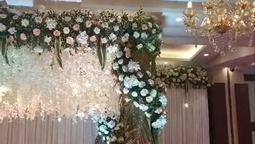 Supreme Banquets 