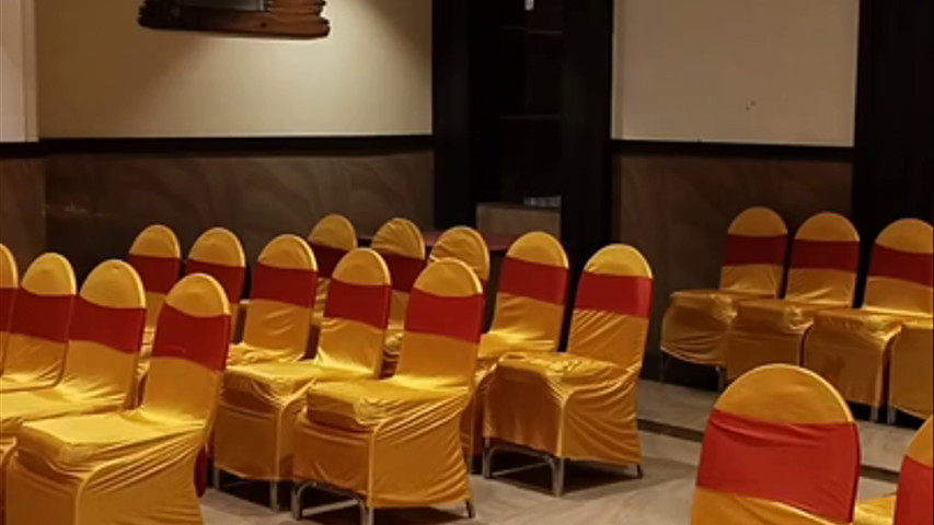 Hotel Sunshine Inn Lawn & Banquets