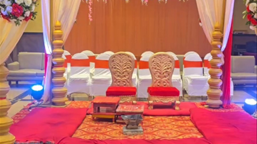 Hotel Sunshine Inn Lawn & Banquets