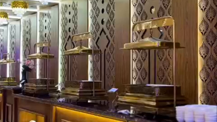 Holiday Grand Hotel & Banquet