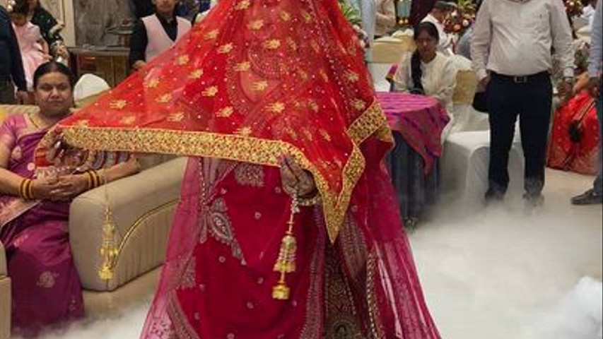 Fogg entry of the bride 