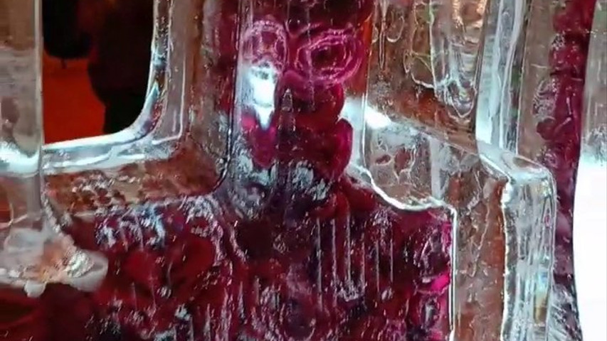 Ice Hashtag with flowers