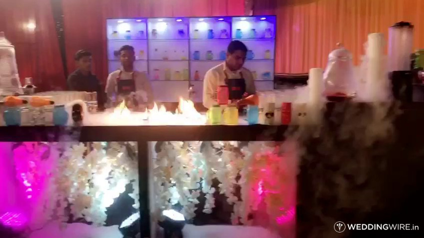 Molecular Bar