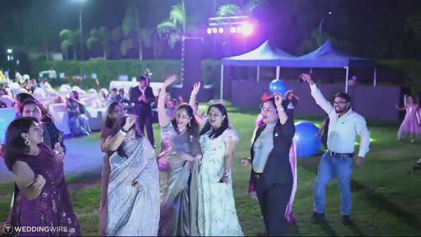 Stage performance 
