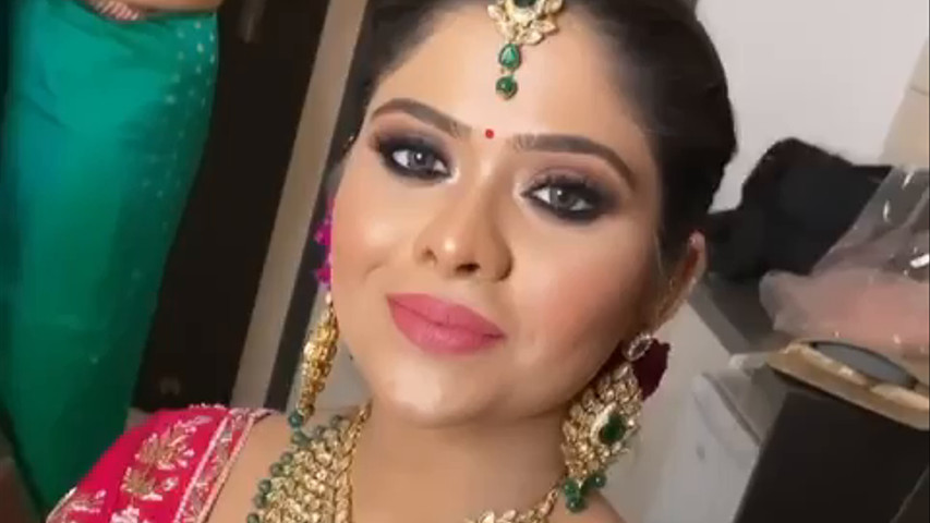 Tanishka makeovers bride 