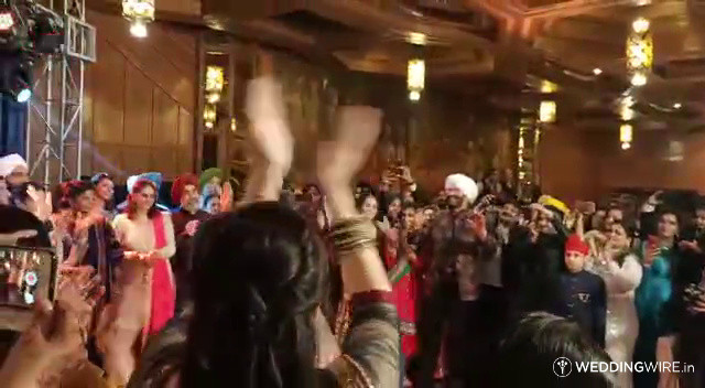 Punjabi Wedding Choreography - The Dance Zone - By Vineet Sethi