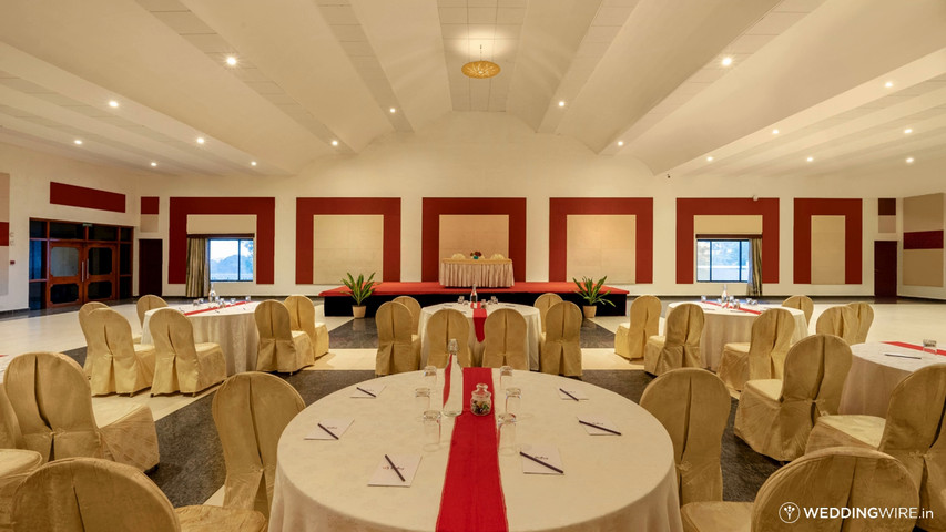 Misty Vows at Sterling Ooty