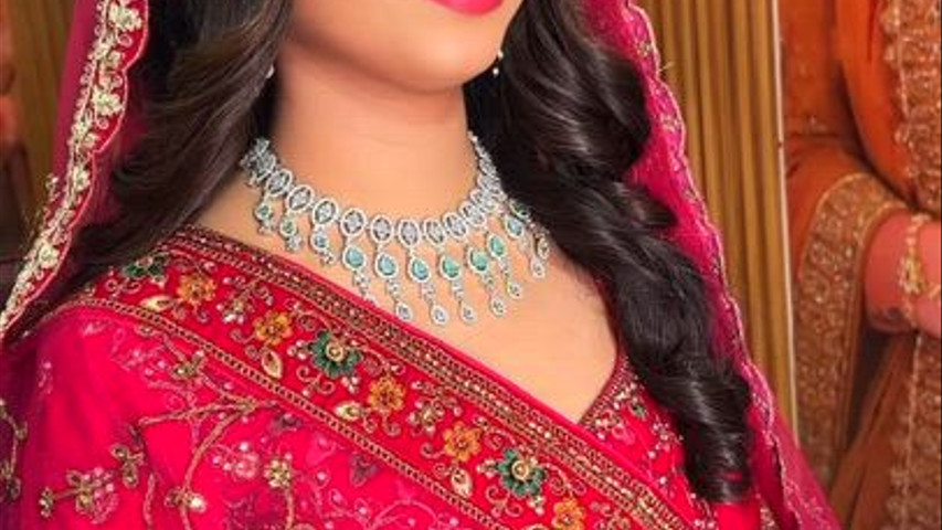 “Bridal Makeup in Varanasi by the Best Makeup Artist in Varanasi at Beauty Island Salon”