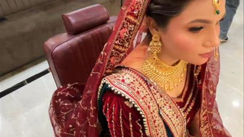 “Bridal Makeup in Varanasi by the Best Makeup Artist in Varanasi at Beauty Island Salon”