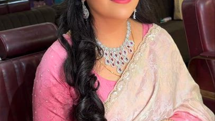 “Bridal Makeup in Varanasi by the Best Makeup Artist in Varanasi at Beauty Island Salon”