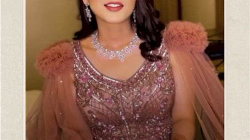 AWM - Makeovers by Aastha