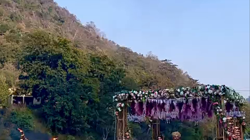 Jai mala along with ganga aarti at river side