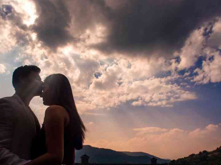 Honeymoon Destinations How To Choose The Perfect Location The typical starting point for many engaged couples is to look at the traditional honeymoon of flying off to some exotic destination. honeymoon destinations how to choose