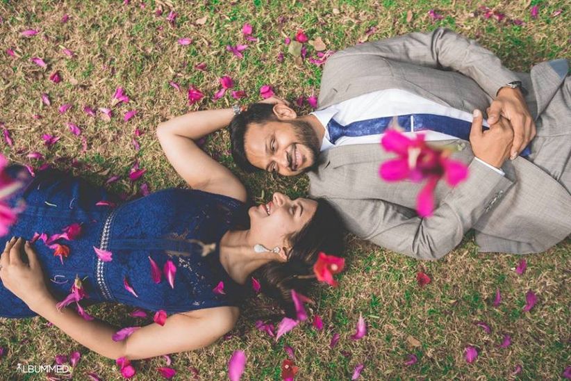 10 Best Pre Wedding Photoshoot Poses For Couples  Weddingreels