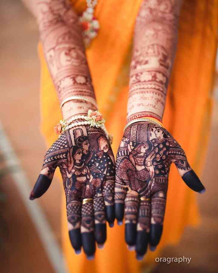 8 Trending Front Mehndi Styles To Trace Across Your Own Palms This