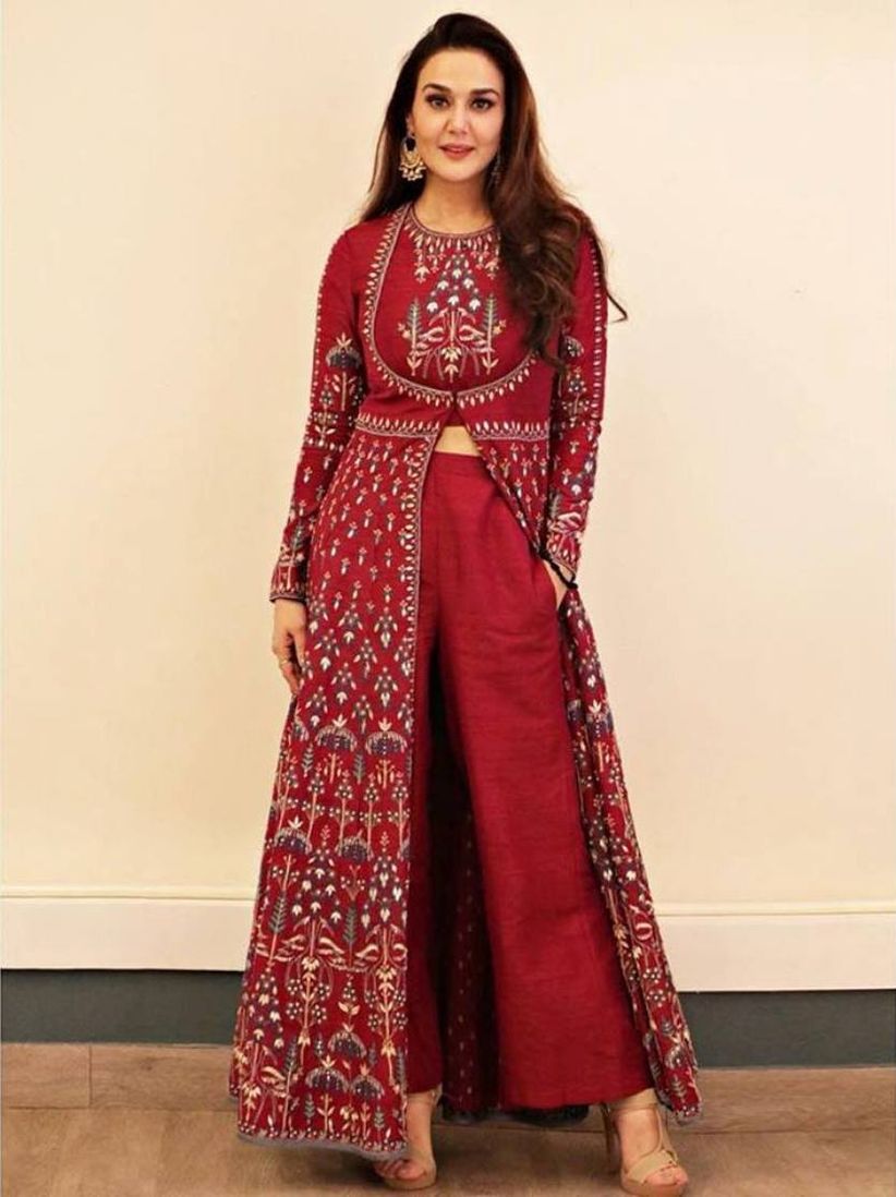 stylish dresses for wedding function