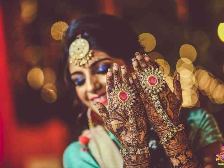 8 New Inspirations For Mehndi Design With Name