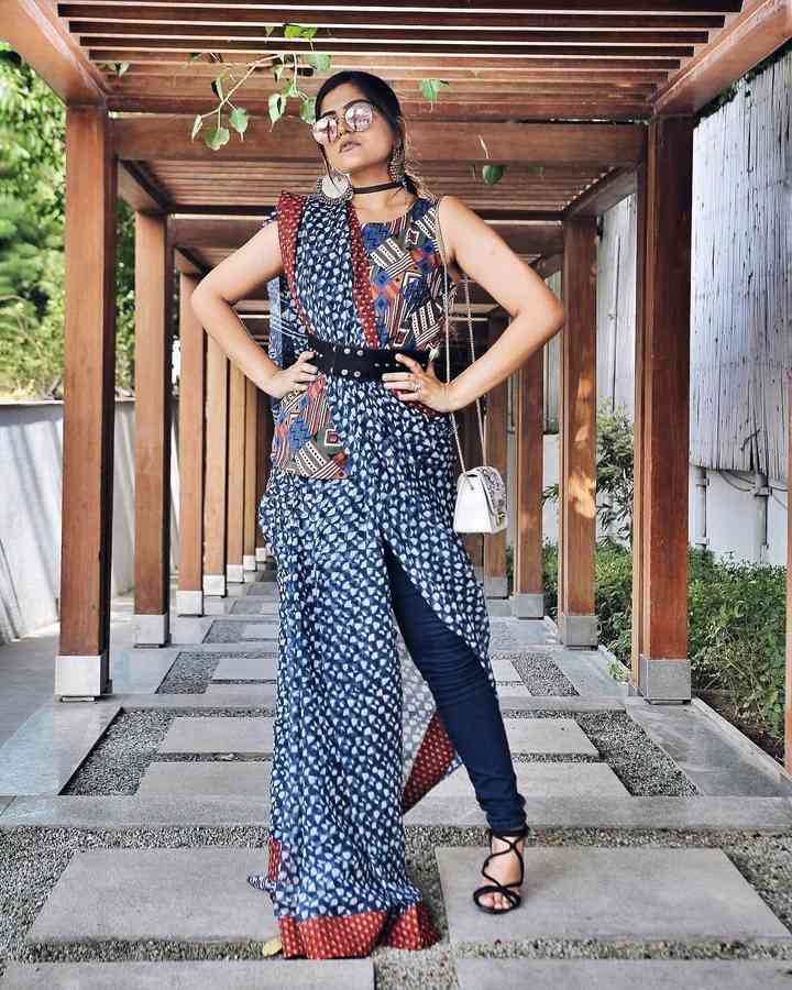 jeans saree style