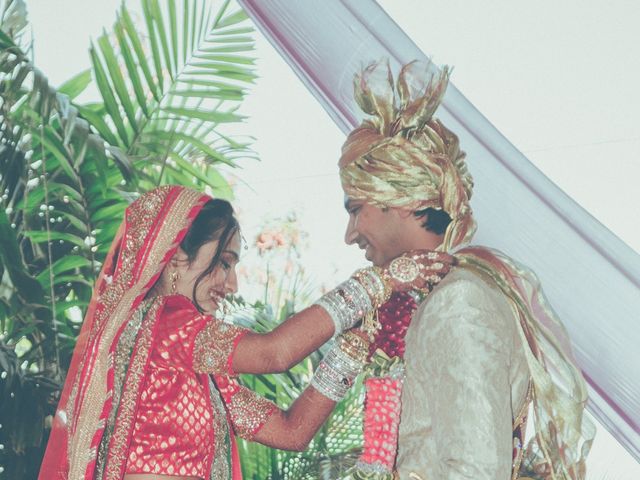 Saloni and Aakash&apos;s wedding in Hyderabad, Telangana 67
