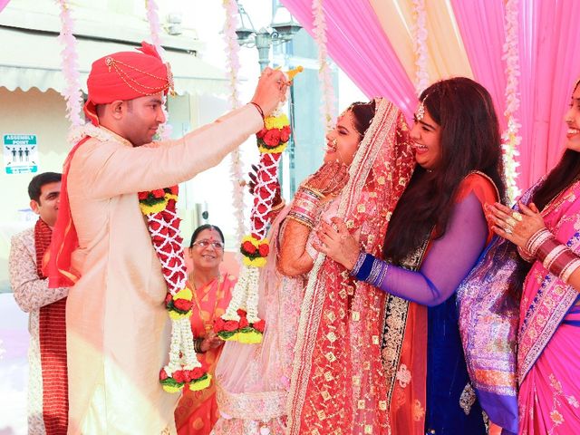 Renu and Swapnil &apos;s wedding in Mumbai, Maharashtra 58