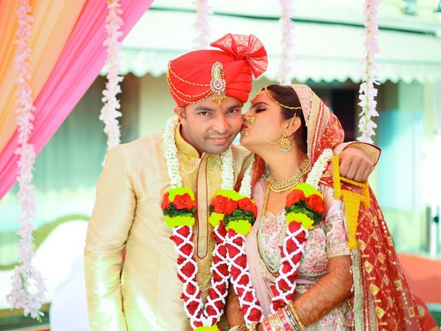 Renu and Swapnil &apos;s wedding in Mumbai, Maharashtra 64