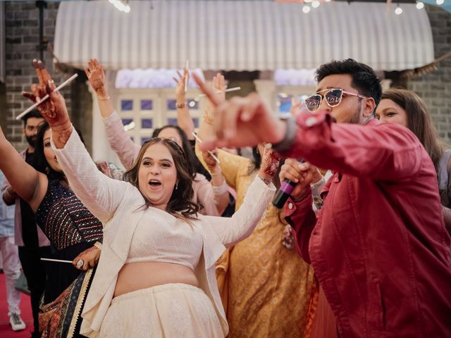 Neel and Hiral's wedding in Mumbai, Maharashtra 14