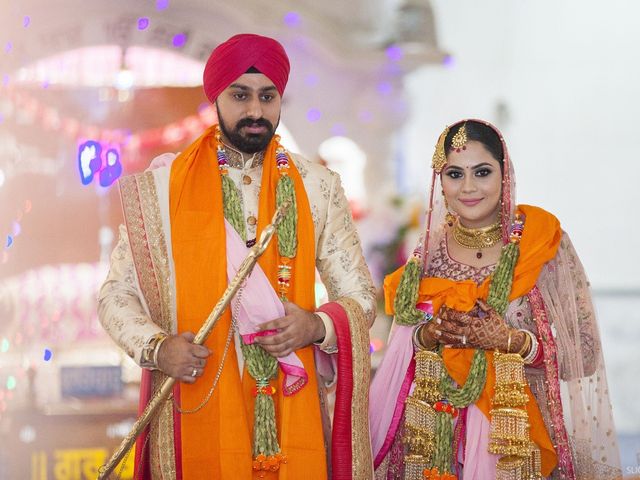 Sahiba and Gurjot&apos;s wedding in Gurgaon, Delhi NCR 28