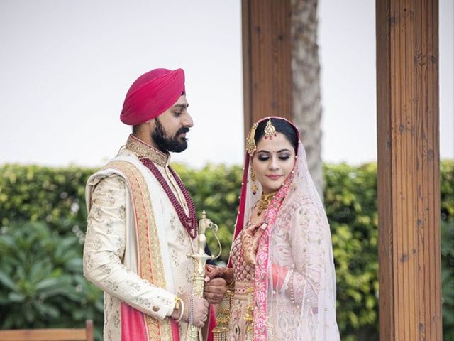 Sahiba and Gurjot&apos;s wedding in Gurgaon, Delhi NCR 30
