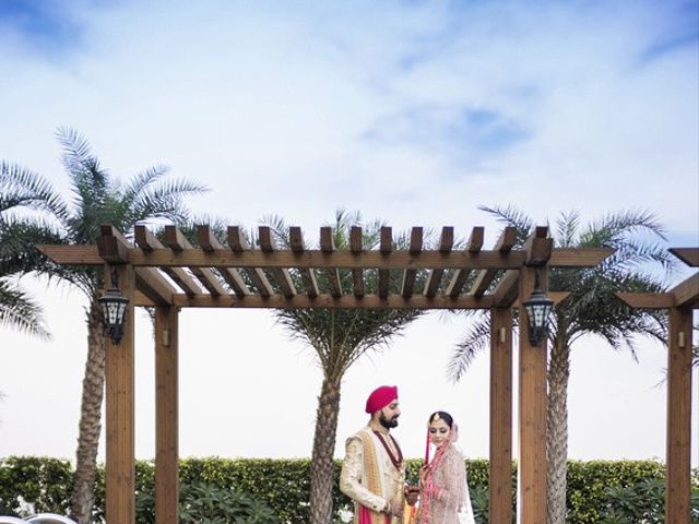Sahiba and Gurjot&apos;s wedding in Gurgaon, Delhi NCR 32