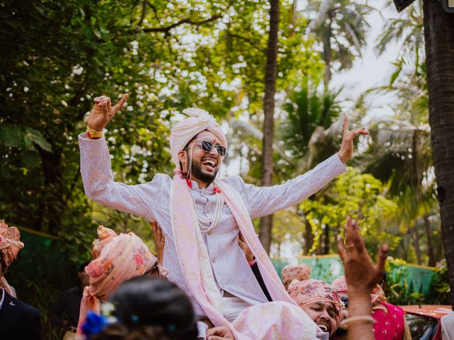 Jahnabi and Himanshu's wedding in Mumbai, Maharashtra 21