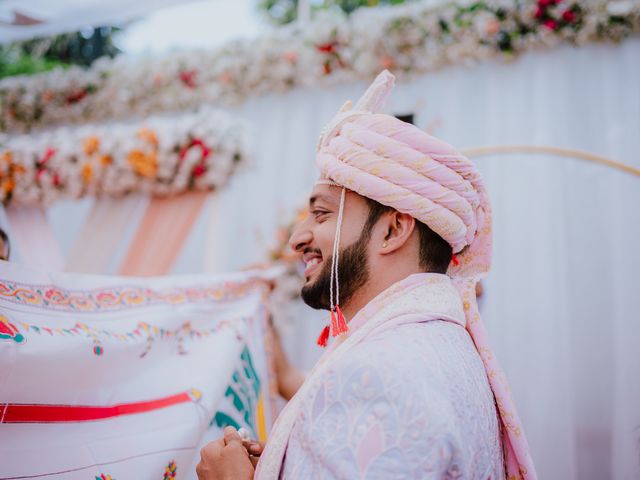 Jahnabi and Himanshu's wedding in Mumbai, Maharashtra 23