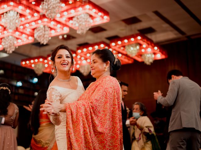 Roshan and Divyani&apos;s wedding in Pune, Maharashtra 48