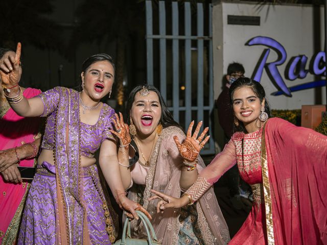 Garima and Manish&apos;s wedding in Faridabad, Delhi NCR 4