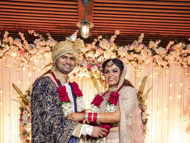 Garima and Manish&apos;s wedding in Faridabad, Delhi NCR 13