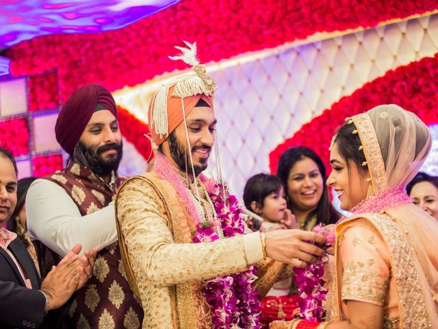 Guneet and Jasdeep&apos;s wedding in Gurgaon, Delhi NCR 28