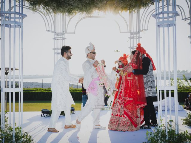 Anant and Vanshikha's wedding in Haridwar, Uttarakhand 34