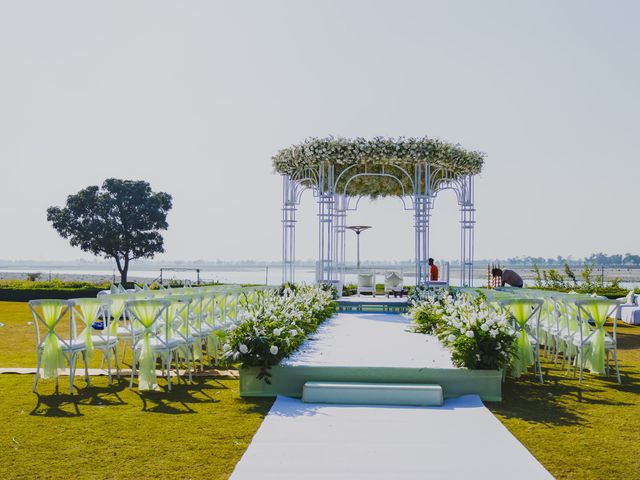 Anant and Vanshikha's wedding in Haridwar, Uttarakhand 35