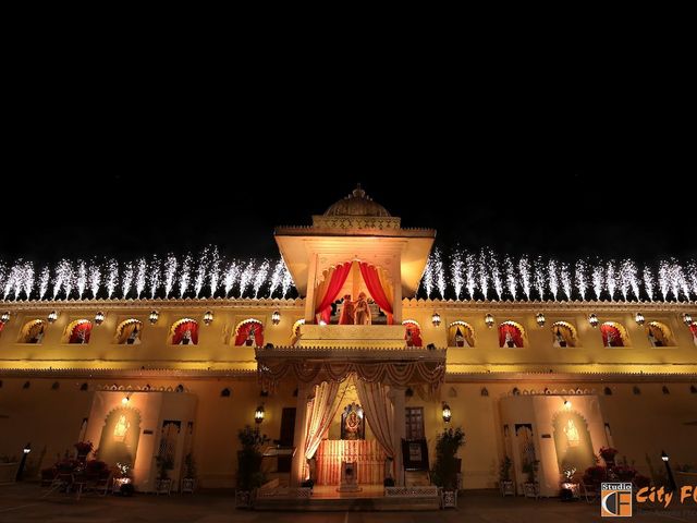 Amrita and Rohit&apos;s wedding in Jhajjar, Haryana 47