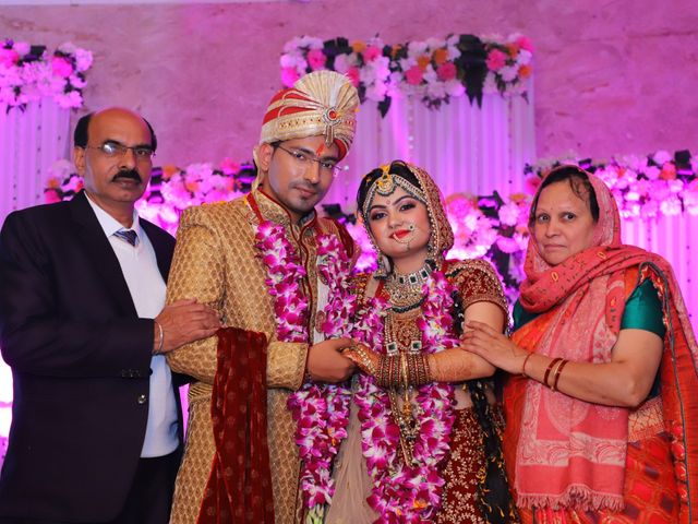 Pinki and Shailesh&apos;s wedding in Dwarka, Delhi NCR 11