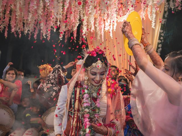 Bansi and Abhi&apos;s wedding in Mumbai, Maharashtra 25