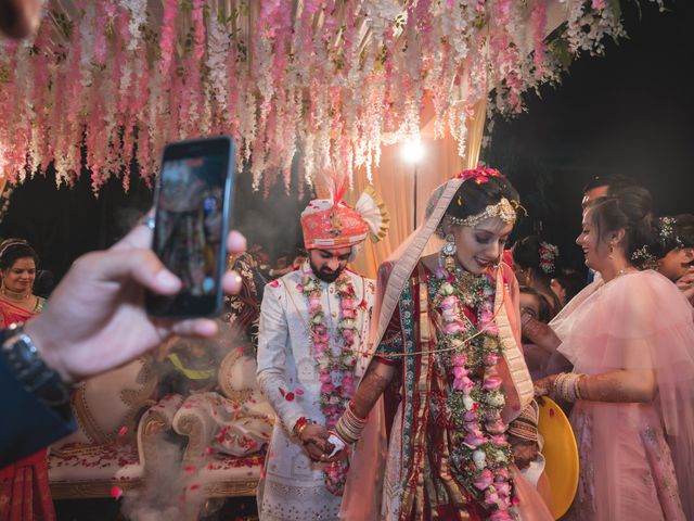 Bansi and Abhi&apos;s wedding in Mumbai, Maharashtra 26