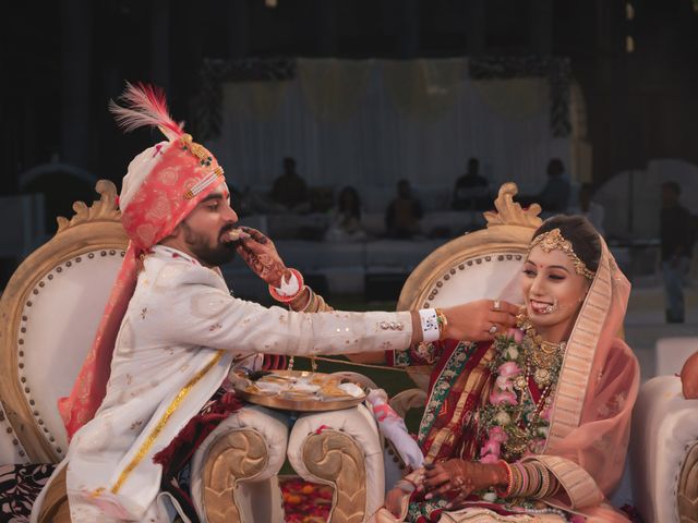 Bansi and Abhi&apos;s wedding in Mumbai, Maharashtra 30