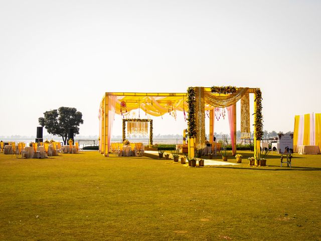 Anant and Vanshikha's wedding in Haridwar, Uttarakhand 11