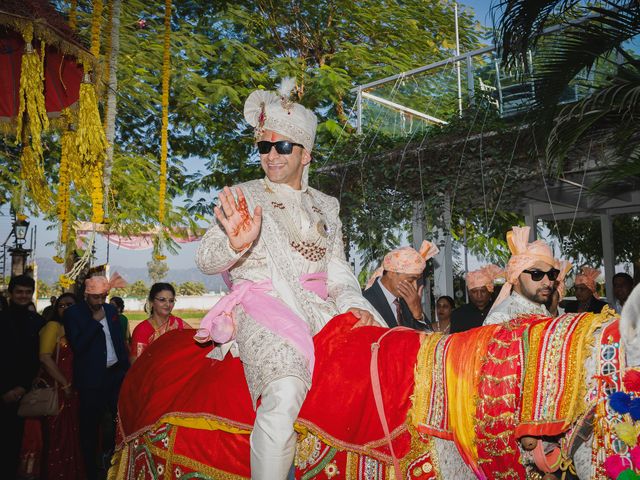 Anant and Vanshikha's wedding in Haridwar, Uttarakhand 12