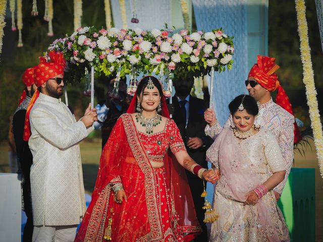 Anant and Vanshikha's wedding in Haridwar, Uttarakhand 31