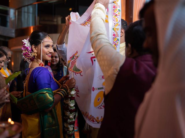 Mayuri and Pradeep&apos;s wedding in Mumbai, Maharashtra 18