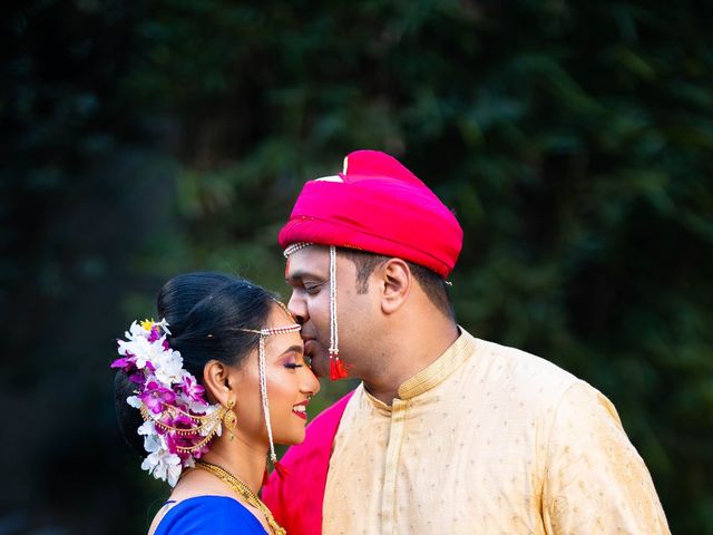 Mayuri and Pradeep&apos;s wedding in Mumbai, Maharashtra 28