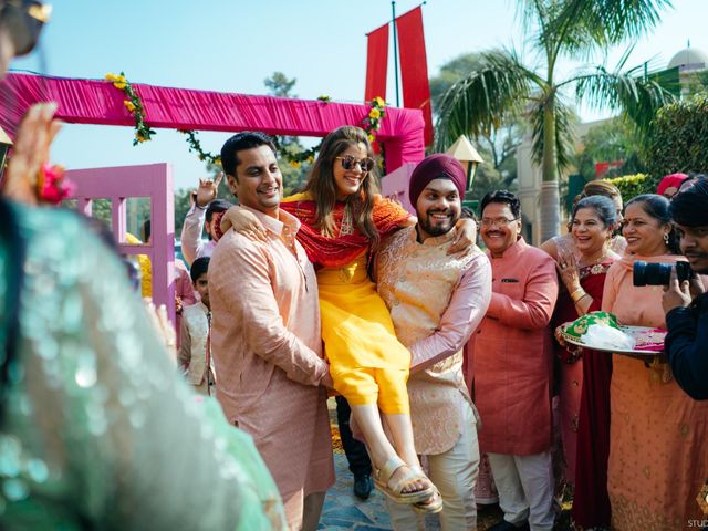 Garima and Akshay&apos;s wedding in Gurgaon, Delhi NCR 5