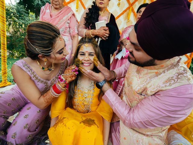 Garima and Akshay&apos;s wedding in Gurgaon, Delhi NCR 6