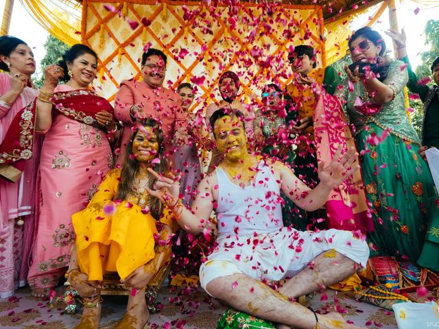 Garima and Akshay&apos;s wedding in Gurgaon, Delhi NCR 8